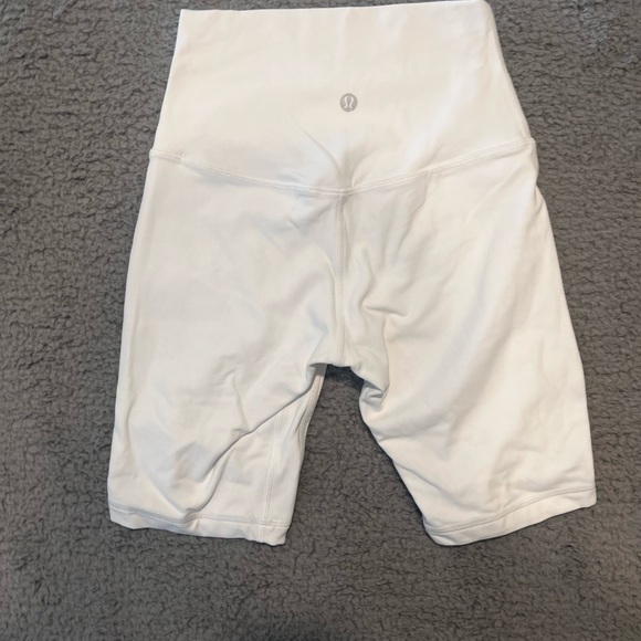 Lululemon align short 7" white size 2 Lululemon - Picture 2 of 6